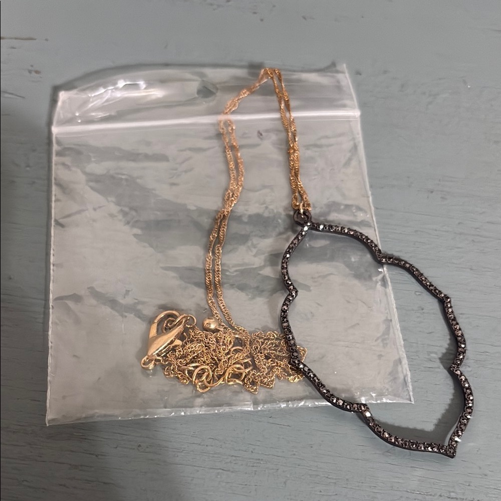 Elegant Gold and Black Necklace